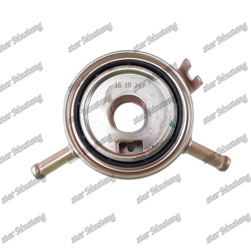 তেল কুলার V2003 V2203 V2403 1G730-37010 1E081-37010 Kubota ইঞ্জিনের জন্য খুচরা যন্ত্রাংশ
